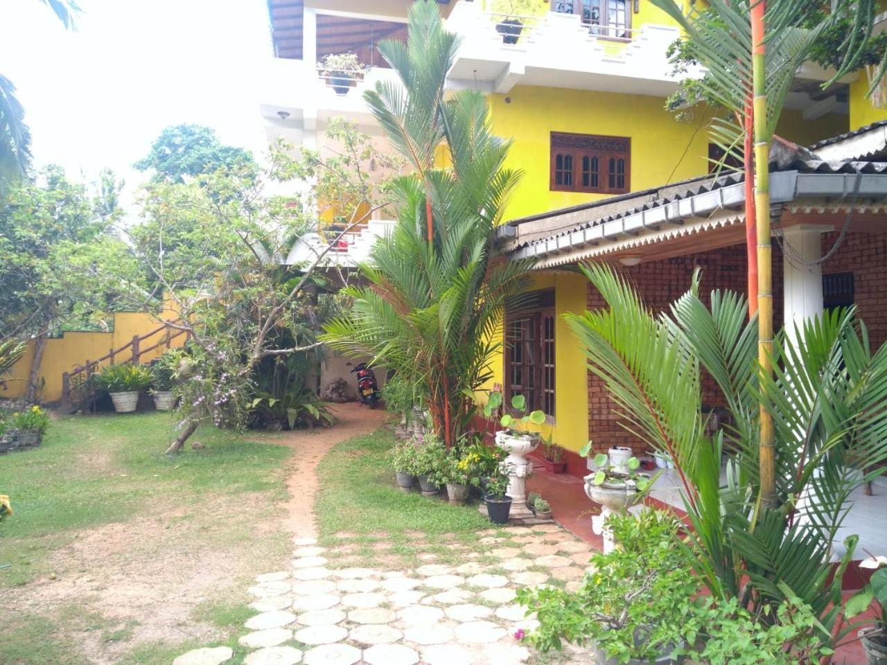 Yellowappartments 希克杜沃 外观 照片